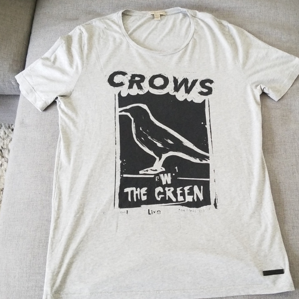 Burbery gray t shirt